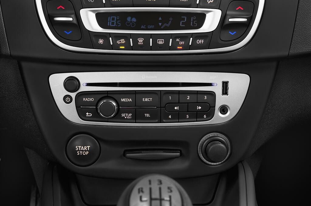 Renault Megane (Baujahr 2012) Dynamique 5 Türen Radio und Infotainmentsystem