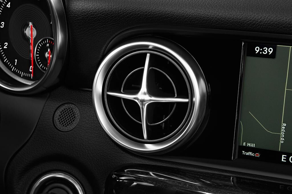 Mercedes SLC (Baujahr 2018) - 2 Türen Lüftung