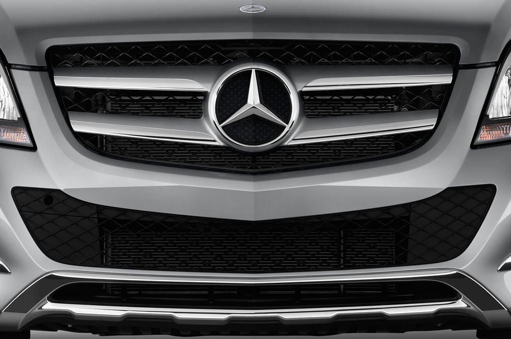 Mercedes GLK (Baujahr 2013) - 5 Türen Kühlergrill und Scheinwerfer