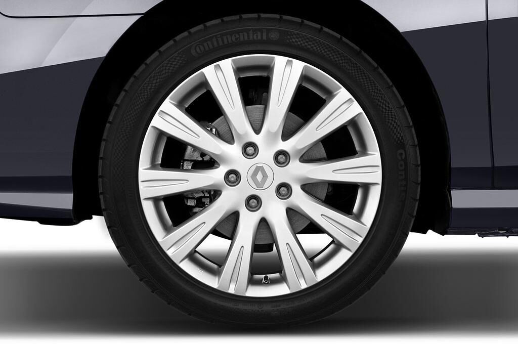 Renault Latitude (Baujahr 2011) Initiale 4 Türen Reifen und Felge