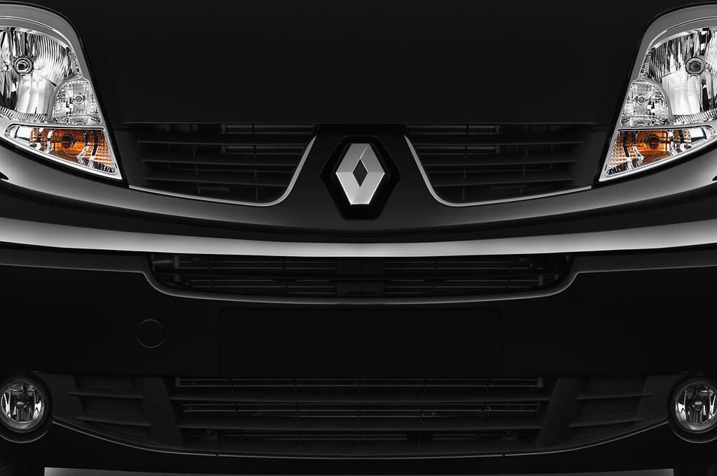 Renault Trafic (Baujahr 2012) Black Edition 5 Türen Kühlergrill und Scheinwerfer