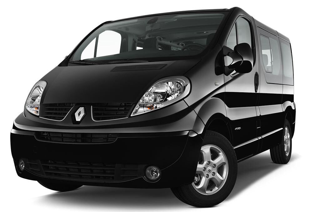 Renault Trafic (Baujahr 2012) Black Edition 5 Türen seitlich vorne mit Felge