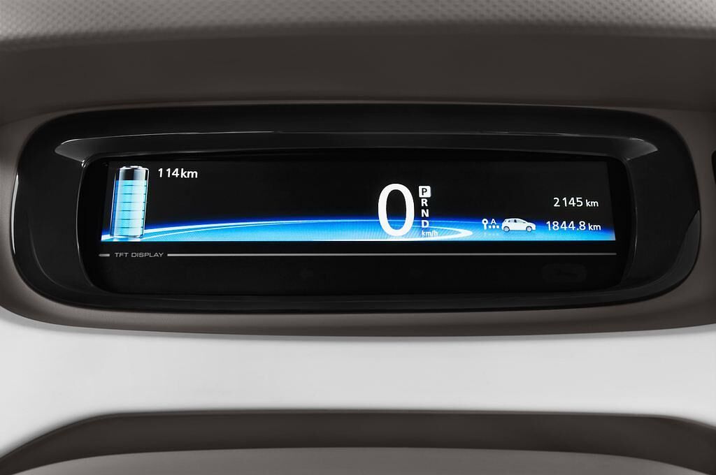 Renault Zoe (Baujahr 2013) Life 5 Türen Tacho und Fahrerinstrumente