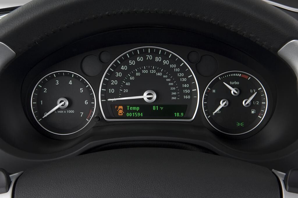 Saab 9-3 Sport Sedan (Baujahr 2010) Aero 4 Türen Tacho und Fahrerinstrumente