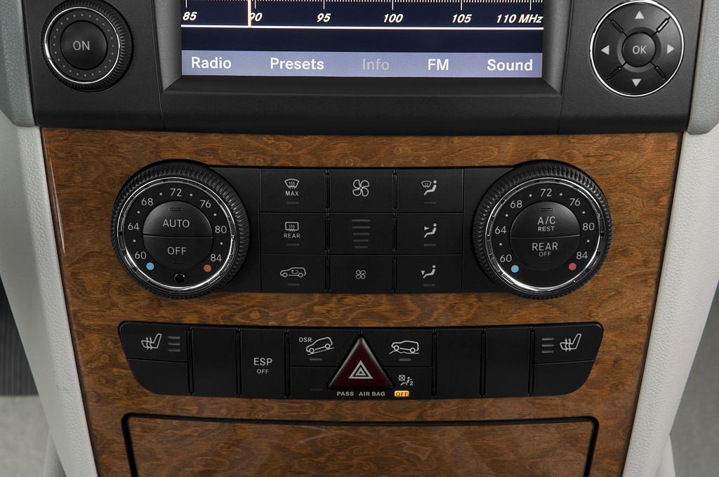 Mercedes M-Class (Baujahr 2011) 350 5 Türen Temperatur und Klimaanlage