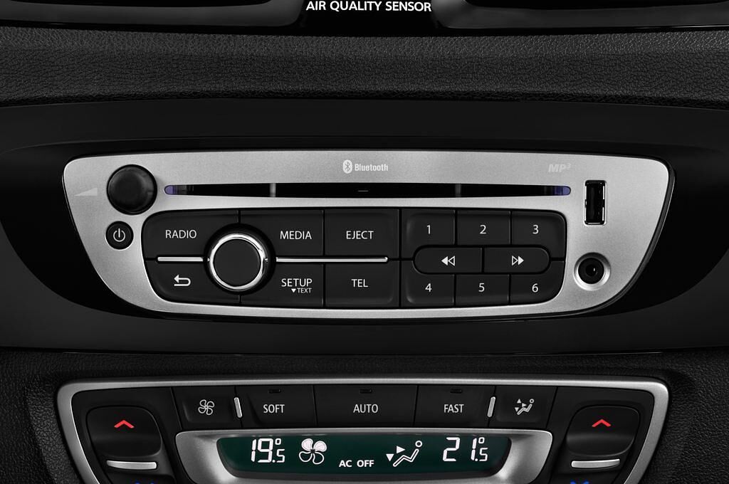 Renault Scenic (Baujahr 2013) Bose Edition 5 Türen Radio und Infotainmentsystem