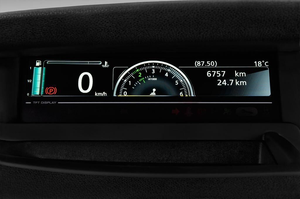 Renault Scenic (Baujahr 2013) Bose Edition 5 Türen Tacho und Fahrerinstrumente