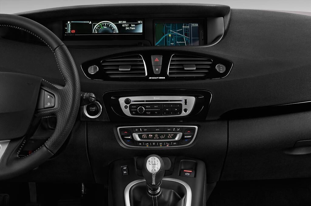 Renault Scenic (Baujahr 2013) Bose Edition 5 Türen Mittelkonsole