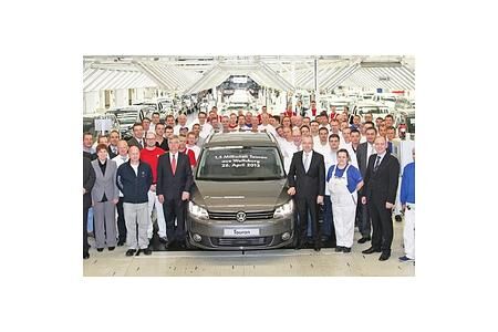 Produktions - Jubiläum: 1,5 Millionen VW Touran gebaut