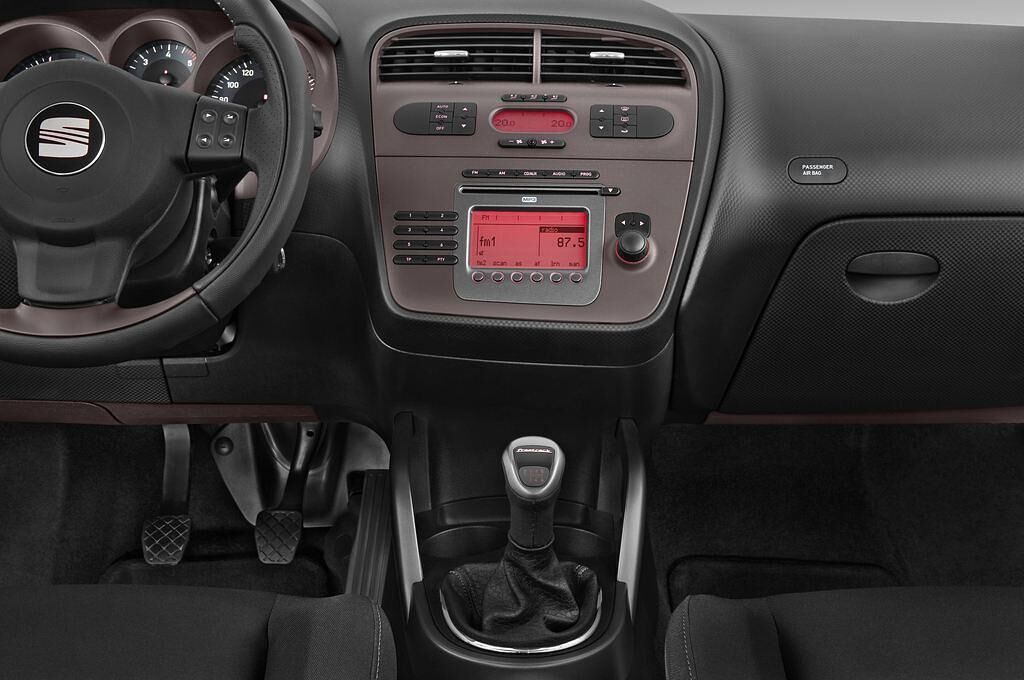 SEAT Altea Freetrack (Baujahr 2011) - 5 Türen Mittelkonsole