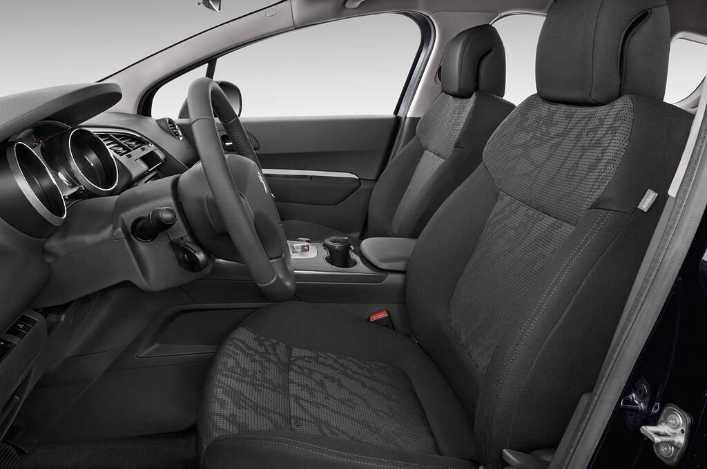 Peugeot 3008 (Baujahr 2010) Platinum 5 Türen Vordersitze