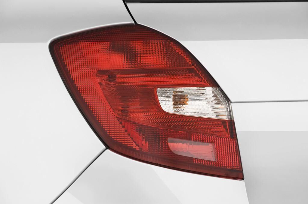 Skoda Fabia (Baujahr 2009) - 5 Türen Rücklicht