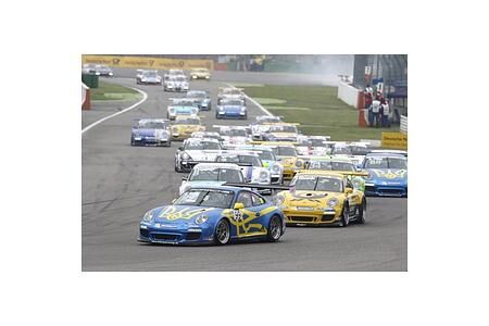 Porsche Carrera Cup: Doppel-Sieg für Kévin Estre