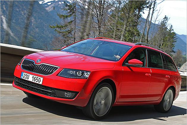 Wenige Monate nach der Limousine kommt im Juni 2013 die dritte Generation des Skoda Octavia Combi auf den Markt