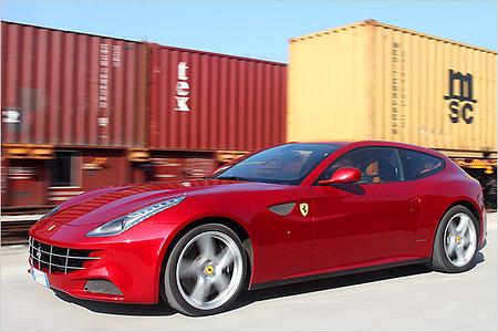 Ferrari FF im Test: Der ungewöhnlichste Ferrari, den es je gab Ferrari FF im Test: Der ungewöhnlichste Ferrari, den es je gab