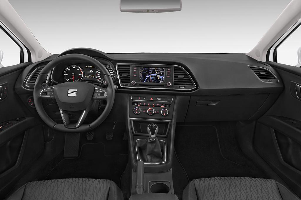 SEAT Leon (Baujahr 2014) Reference 5 Türen Cockpit und Innenraum