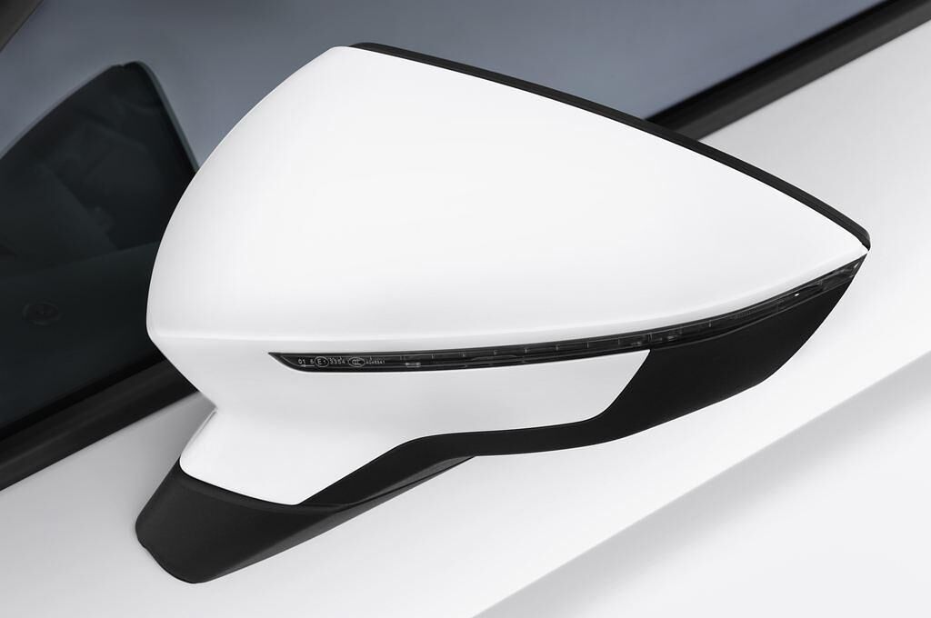 SEAT Leon (Baujahr 2014) Reference 5 Türen Außenspiegel