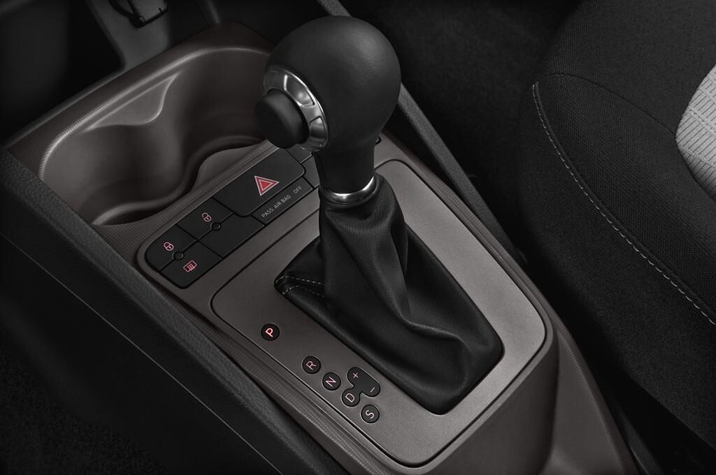 SEAT Ibiza ST (Baujahr 2013) Style 5 Türen Schalthebel