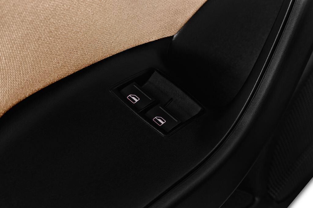 SEAT Ibiza ST (Baujahr 2016) Style 5 Türen Bedienungselemente Tür