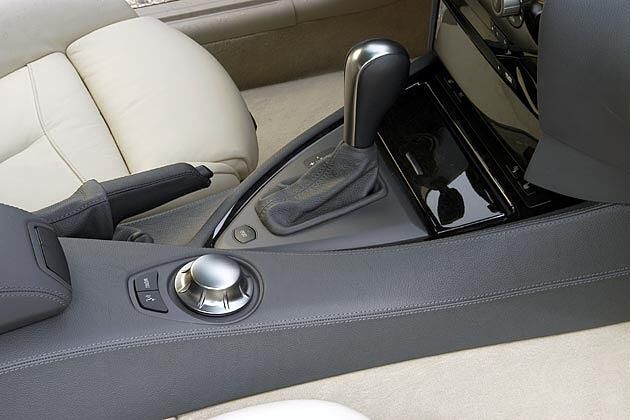 iDrive-Controller: Auch für Beifahrer gut erreichbar