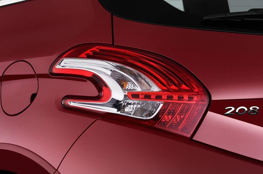 Peugeot 208 (Baujahr 2014) GTI 3 Türen Rücklicht
