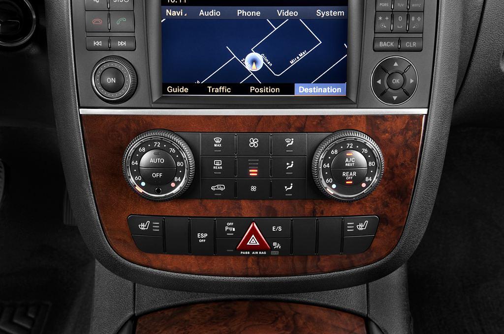 Mercedes R-Class (Baujahr 2011) R350 5 Türen Temperatur und Klimaanlage