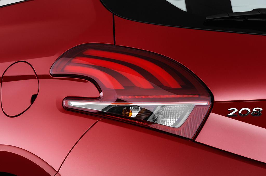 Peugeot 208 (Baujahr 2015) GTI 3 Türen Rücklicht
