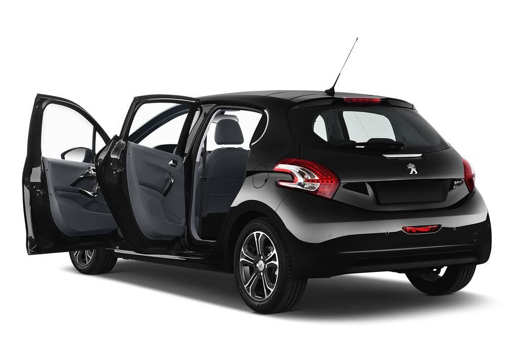 Peugeot 208 (Baujahr 2012) Allure 5 Türen Tür geöffnet