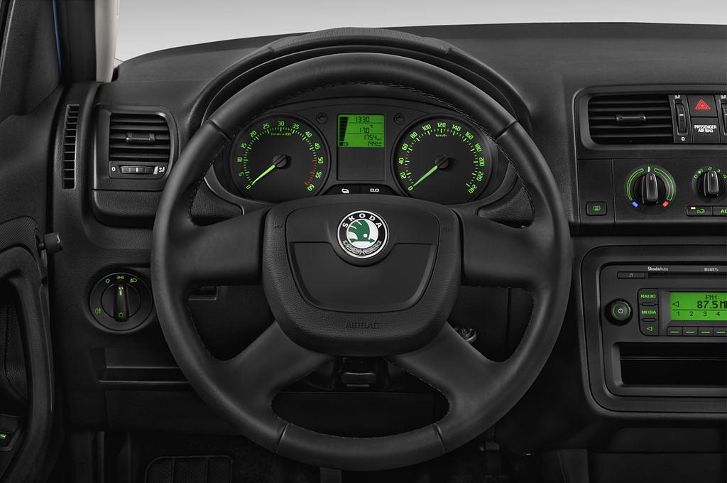Skoda Roomster (Baujahr 2013) Active 5 Türen Lenkrad