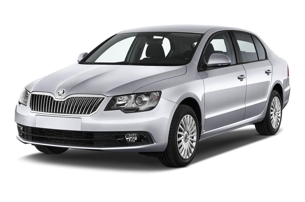 Skoda Superb (Baujahr 2015) Active 5 Türen seitlich vorne