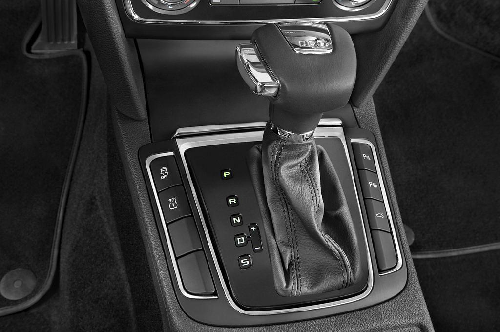 Skoda Superb (Baujahr 2010) Elegance 5 Türen Schalthebel
