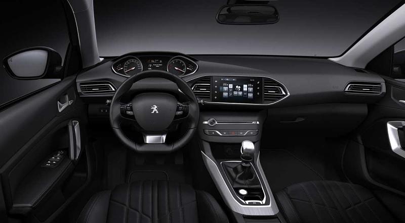 Das Cockpit des aufgefrischten Franzosen.