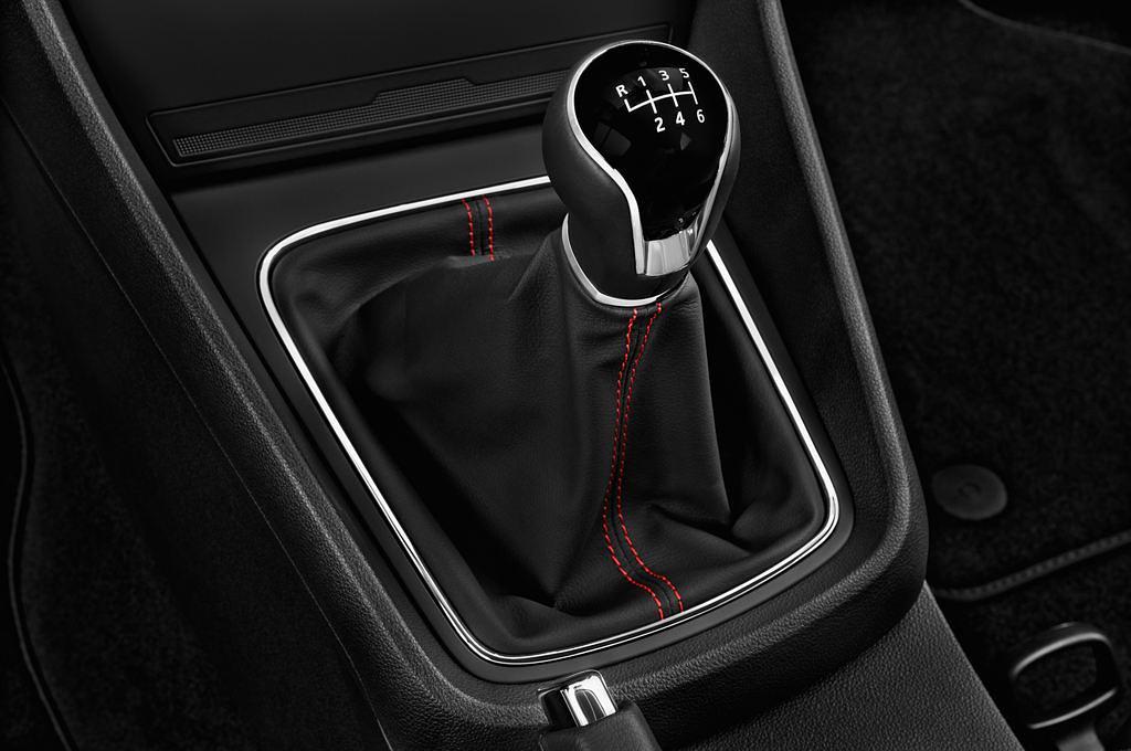 SEAT Leon SC (Baujahr 2014) FR 3 Türen Schalthebel