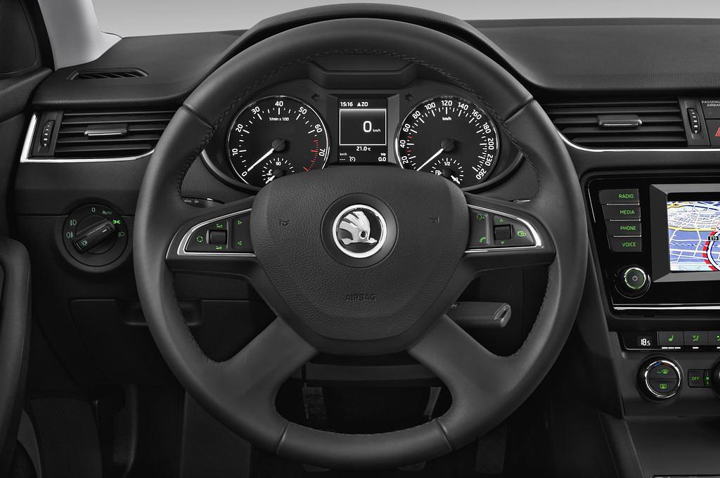 Skoda Octavia (Baujahr 2014) Ambition 5 Türen Lenkrad