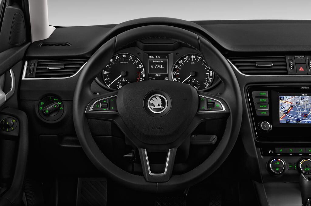 Skoda Octavia (Baujahr 2014) Ambition 5 Türen Lenkrad