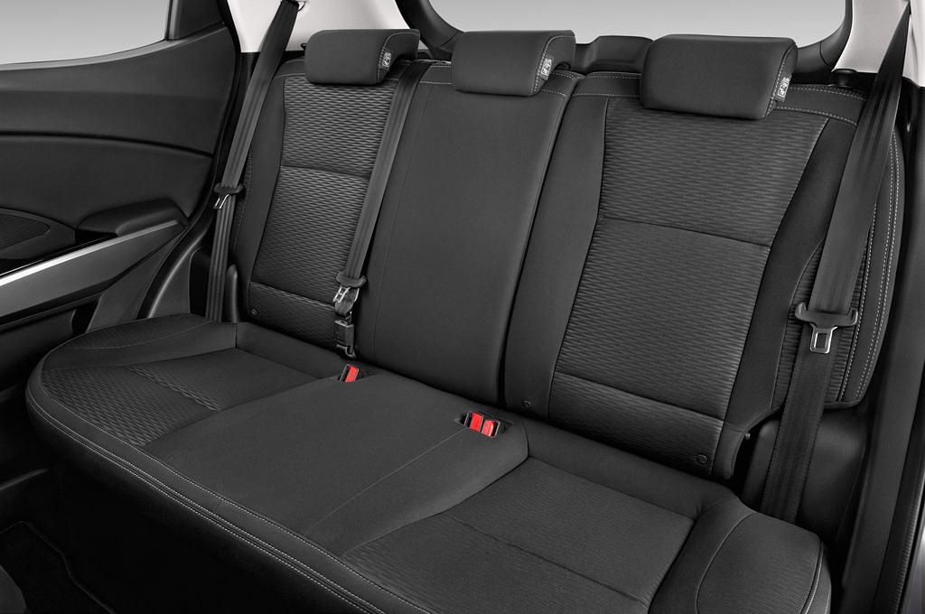 Ssangyong Tivoli (Baujahr 2015) Quartz 5 Türen Rücksitze