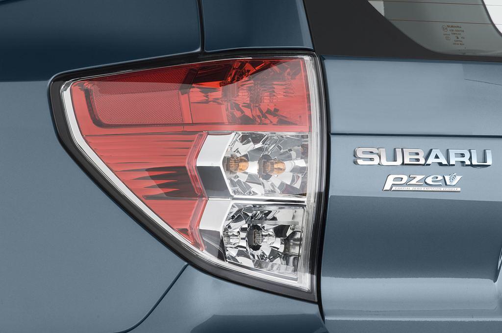 Subaru Forester (Baujahr 2010) - 5 Türen Rücklicht