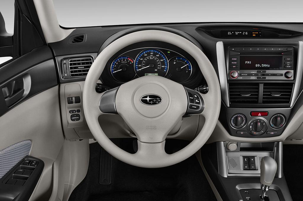 Subaru Forester (Baujahr 2011) Trend 5 Türen Lenkrad