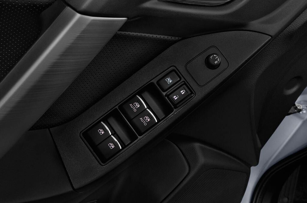 Subaru Forester (Baujahr 2017) Active 5 Türen Bedienungselemente Tür