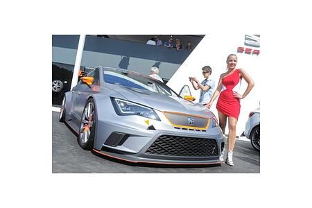 Seat präsentiert am Wörthersee seinen Leon Cup Racer