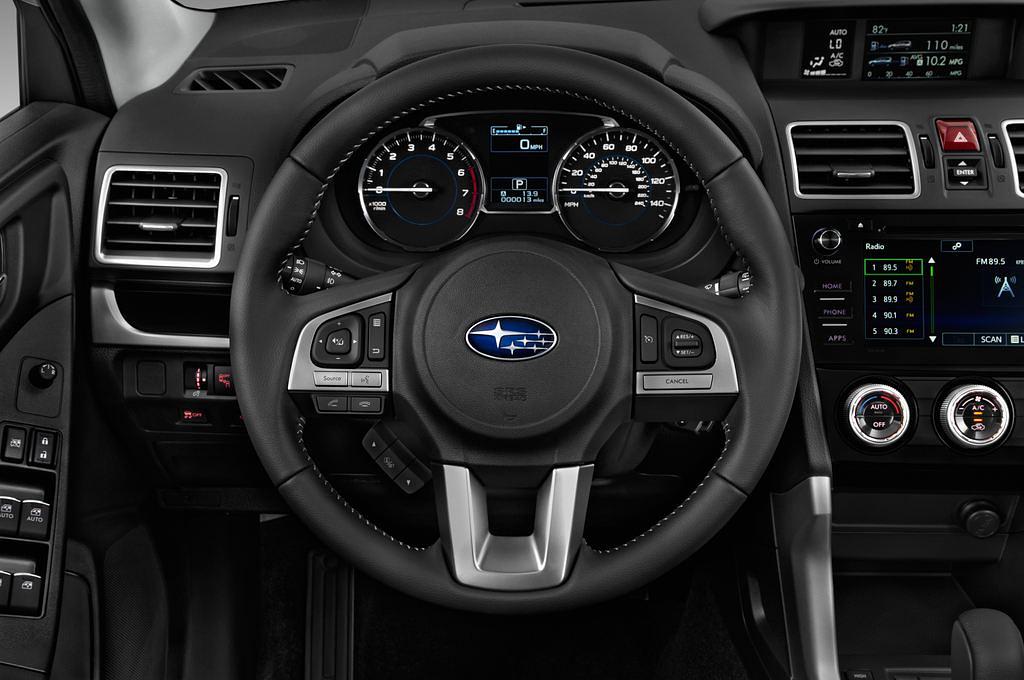 Subaru Forester (Baujahr 2017) Active 5 Türen Lenkrad