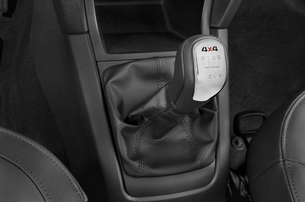 Skoda Yeti (Baujahr 2010) Yeti 5 Türen Schalthebel