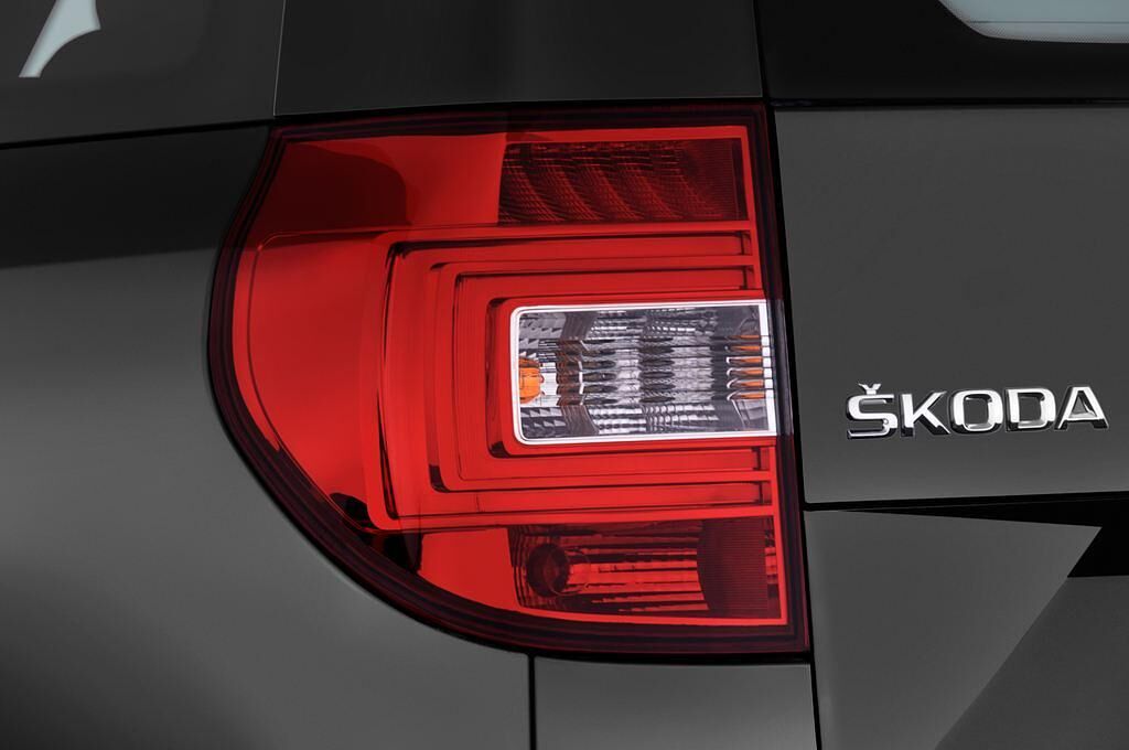 Skoda Yeti (Baujahr 2015) Laurin & Klement Outdoor 5 Türen Rücklicht