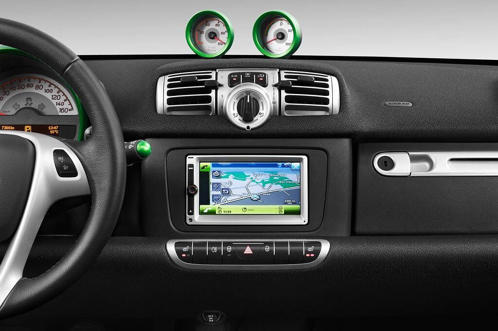 smart For Two (Baujahr 2015) Electric Drive 2 Türen Mittelkonsole