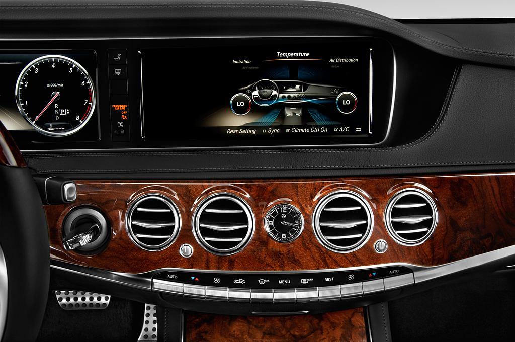 Mercedes S-Class (Baujahr 2014) - 4 Türen Temperatur und Klimaanlage