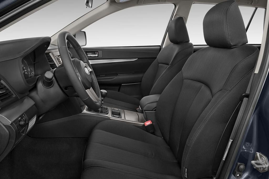 Subaru Legacy (Baujahr 2010) Sport 5 Türen Vordersitze