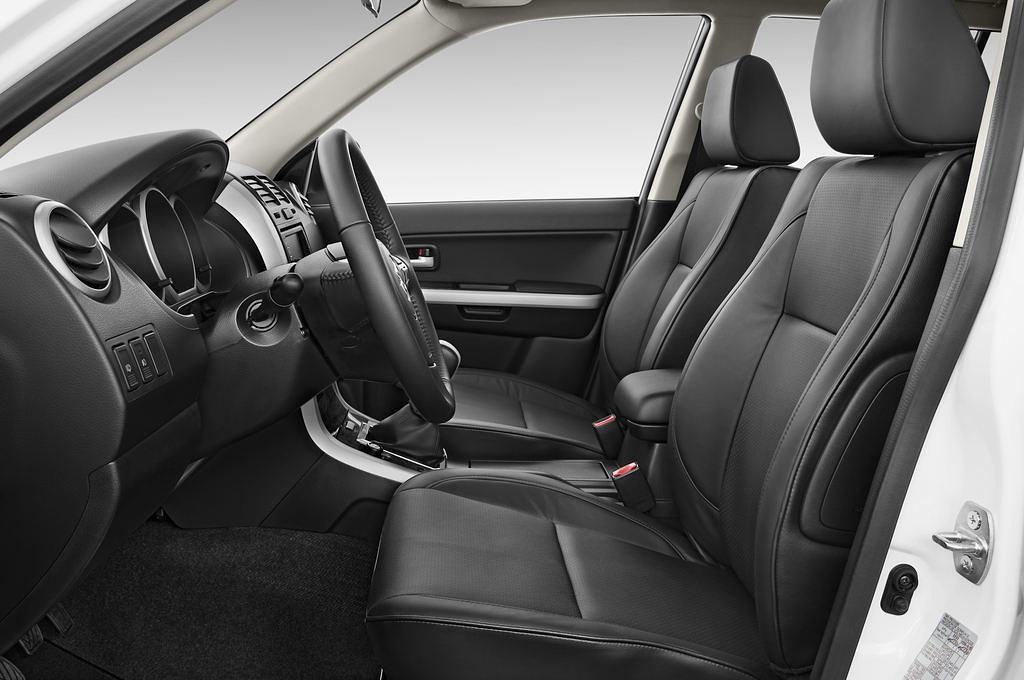 Suzuki Grand Vitara (Baujahr 2010) Comfort 5 Türen Vordersitze