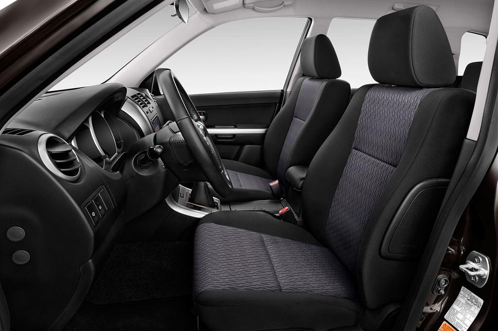 Suzuki Grand Vitara (Baujahr 2013) Comfort 5 Türen Vordersitze