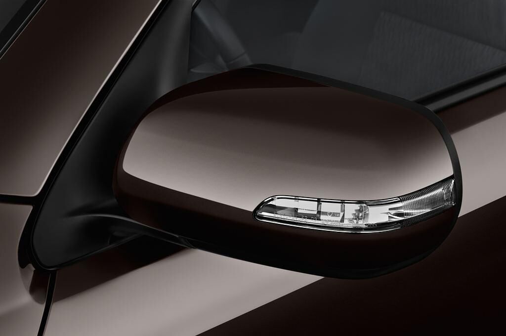 Suzuki Grand Vitara (Baujahr 2013) Comfort 5 Türen Außenspiegel