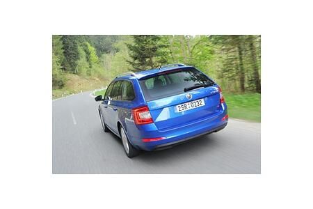 Skoda Octavia Combi gewinnt Vergleichstest bei Auto Bild